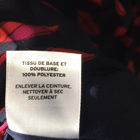 Halogen Midi pleated Lip Print Dress - Picture 7 of 12